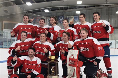 Barrhaven Flying Elbows team .